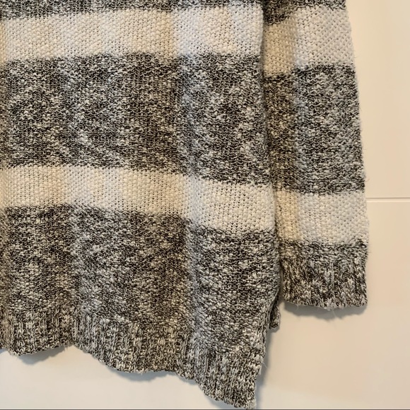 Pink Rose | Knit Striped Sweater - Picture 12 of 16